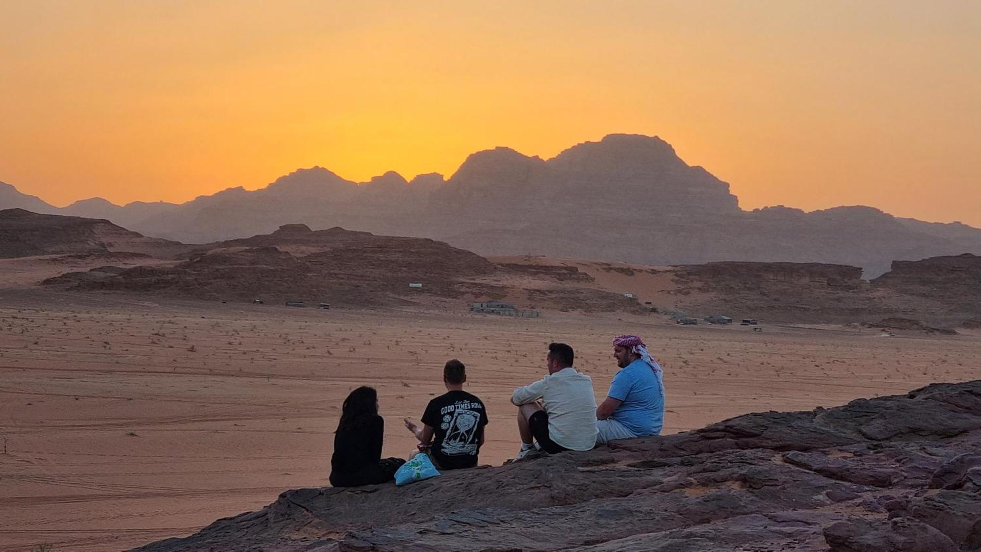 Desert Knights Camp Wadi Rum Luaran gambar